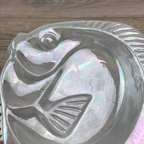 Vintage Iridescent Fish Soap Dish or Vanity Tray in Gray, 80s Bathroom - Picture 8 of 12
